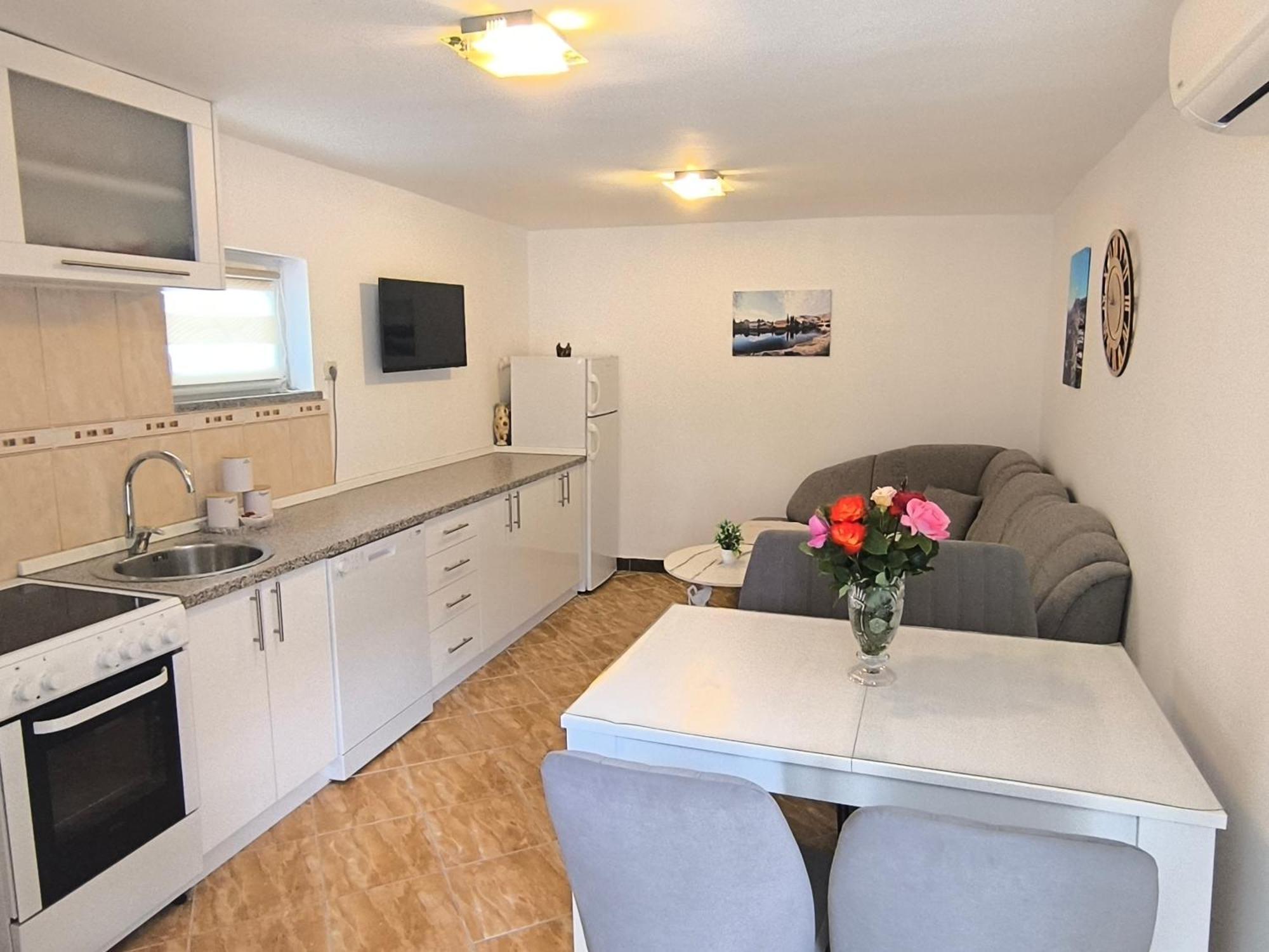 Apartman Vukalovic Trebinje Esterno foto
